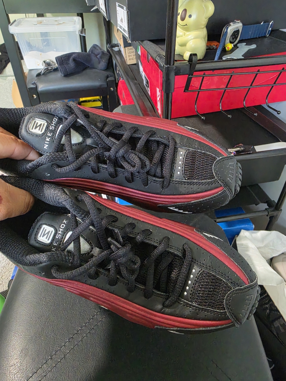 Nike Shox R4 - Picture 3 of 6